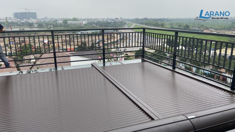 Mái nhôm cuốn tự động