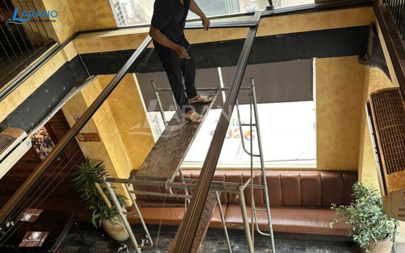 Hình ảnh thợ LARANO thi công